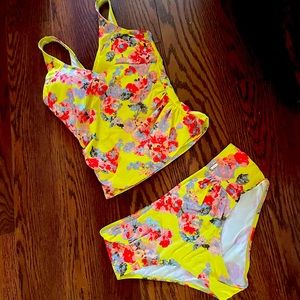 Woman Swimsuit Size M